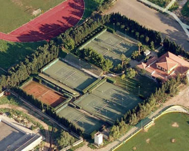 Orari apertura e chiusura tennis club mesi luglio-agosto.